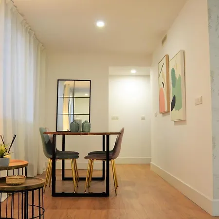 Apartment Acogedor Apartamento Junto Al Museo Picasso Málaga